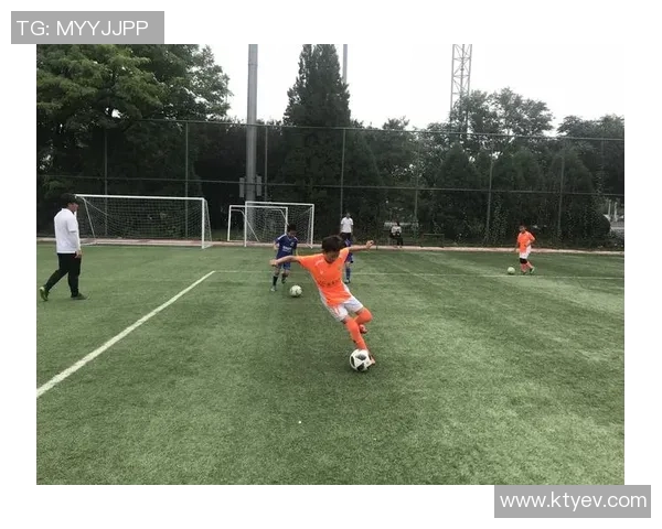 科学足球训练新视野：探索节奏训练方法提升球员表现与团队协作