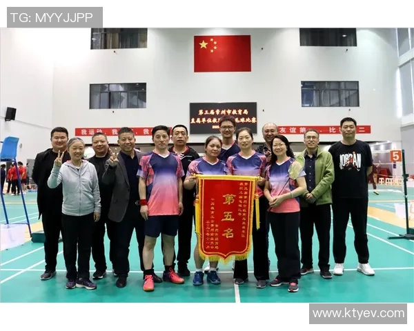 南京羽毛球队团队协作的独特优势与其他球队的对比分析