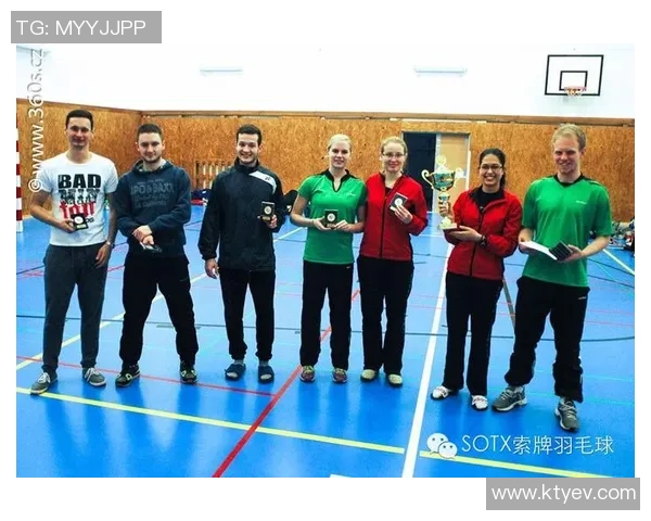 武汉羽毛球队的奋斗与荣耀：一段不平凡的突破之路纪实