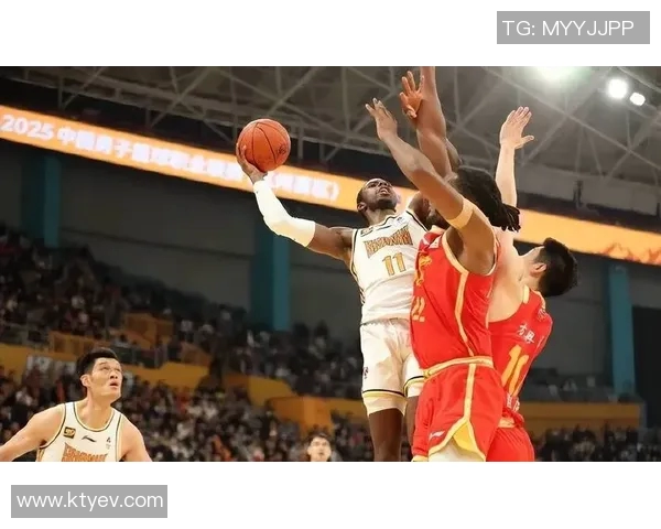 2018年CBA精彩对决回顾辽宁队与山西队的巅峰对抗录像分析