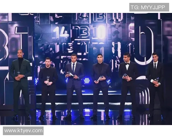 坎塞洛在足球场上的华丽转身与战术智慧解析