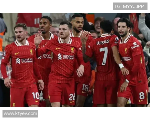 曼城与利物浦对决阵型分析及战术布局探讨