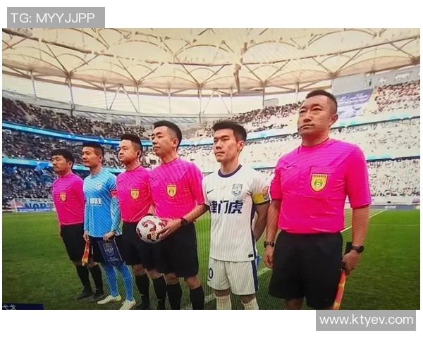 武汉卓尔迎战梅州客家全力争胜展现球队实力与决心