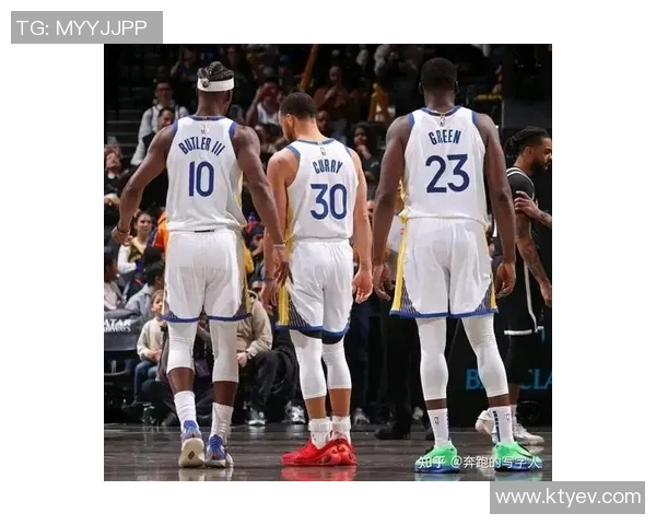 火箭与勇士激战四场精彩录像回放全景解析与精彩瞬间回顾